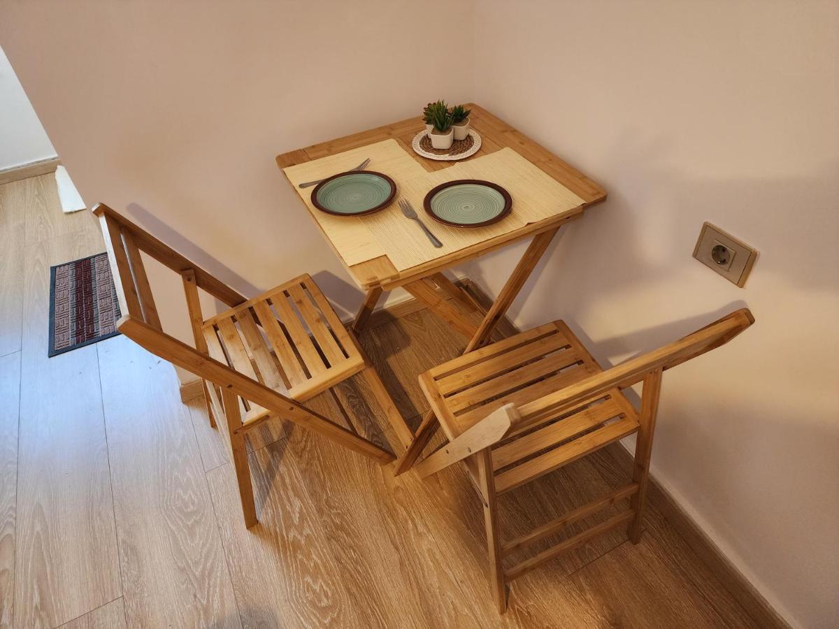 Andi'S Place-Comfy Studio-City Center Tirana Exterior foto